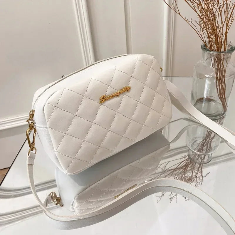 Tassel Crossbody Bag — Quilted Chain Shoulder Bag for Women