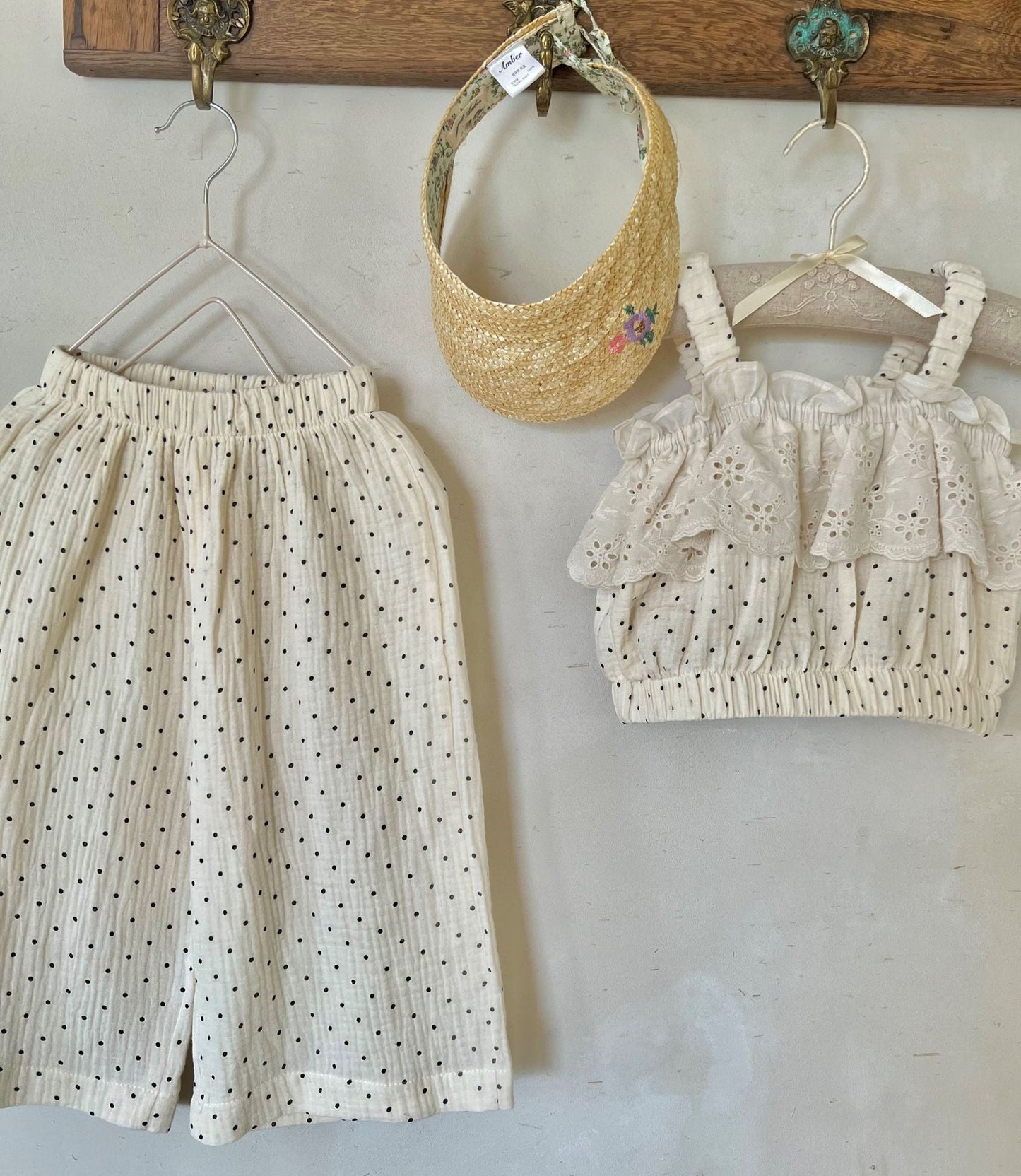 Fashion Personality Girl's Polka Dot Sling Suit