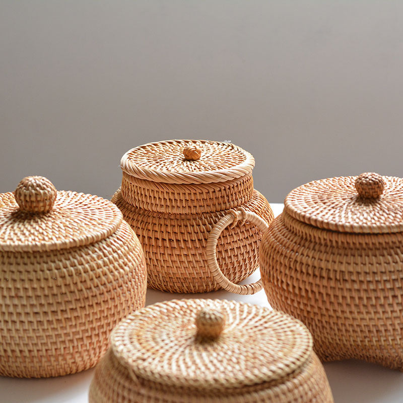 Autumn Rattan Woven Round Coffee Table Sundries Remote Control